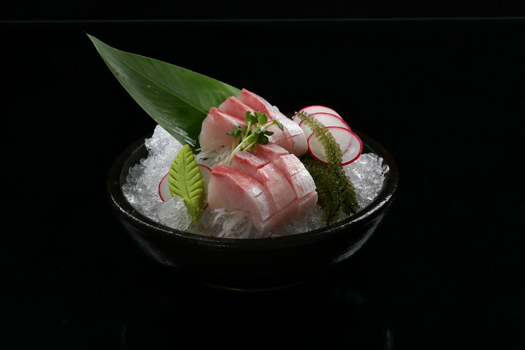 sugi-sashimi-3pcs-ca-cam-3pcs