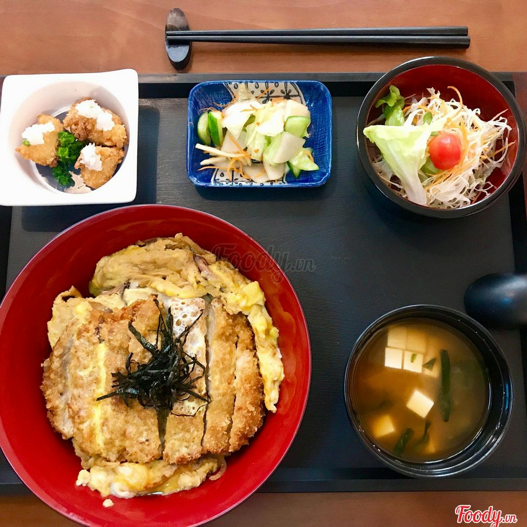 sel3-com-heo-don-katsu-don