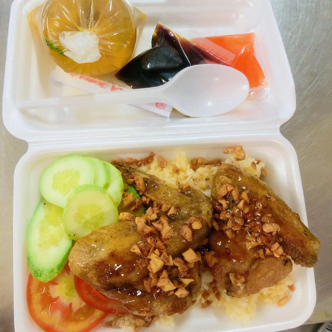 com-canh-ga-chien-nuoc-mam