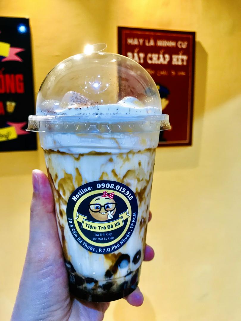 sua-tuoi-tran-chau-uong-en-macchiato