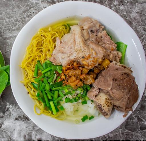 hu-tieu-mi-gio-thit-cat-lat