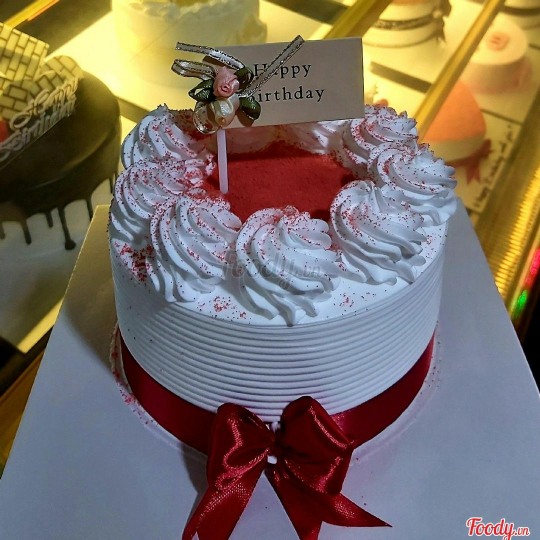 banh-nho-mat-red-xoan-vien-no-chan