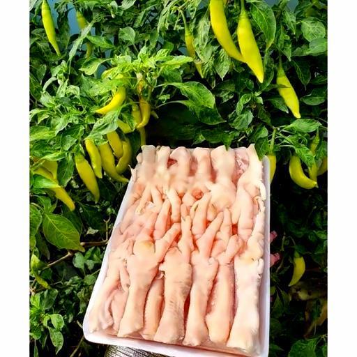 chan-ga-rut-xuong-hang-ong-lanh-chua-che-bien