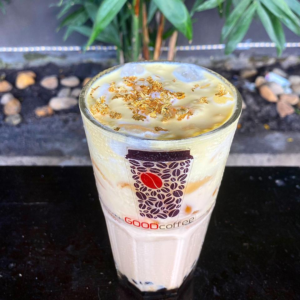 tra-sua-kem-trung-dat-vang