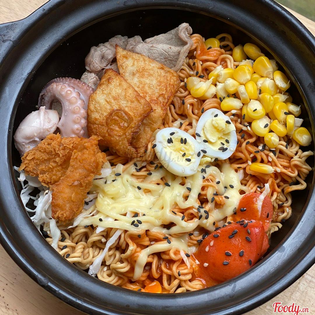 mi-goi-tron-thap-cam-sot-han-quoc-pho-mai