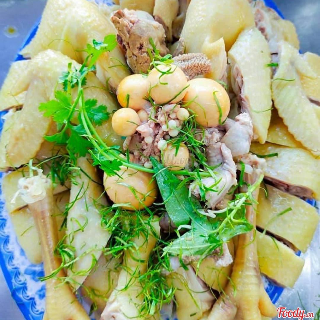 combo-ga-ta-luoc-nguyen-con