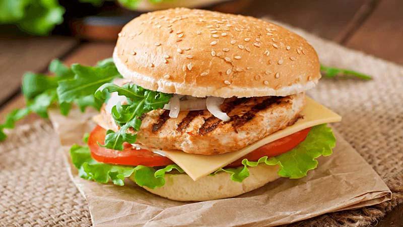 Hamburger Nhân Gà