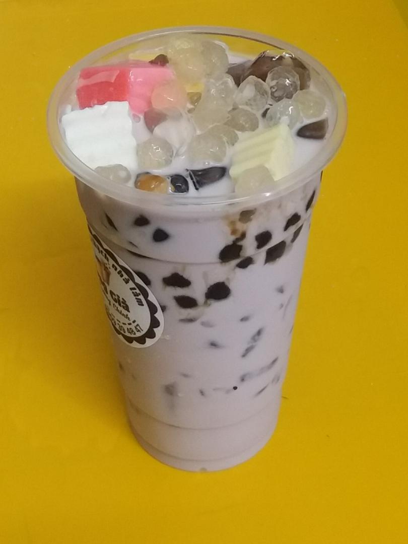 tra-sua-khoai-mon-thap-cam