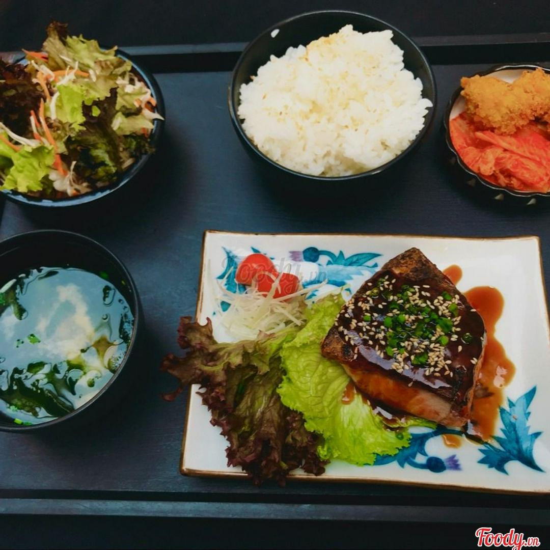 sel17-com-ca-hoi-nuong-sot-teri-sake-teriyaki