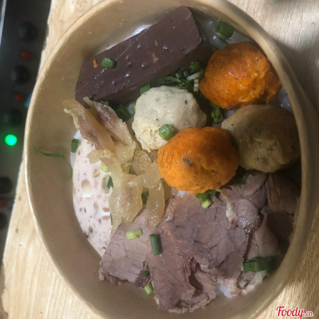 bun-bo-hue-khong-mong