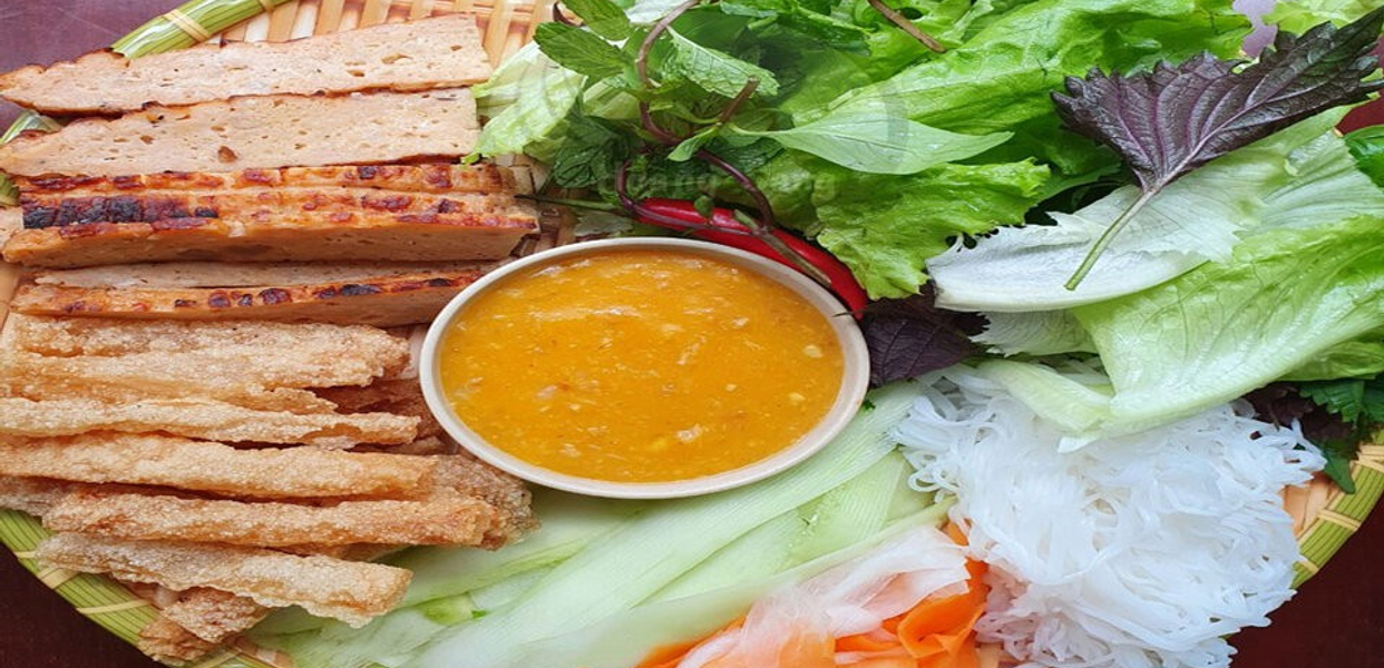 nem-nuong-nha-trang-met-an-vat-minh-huy