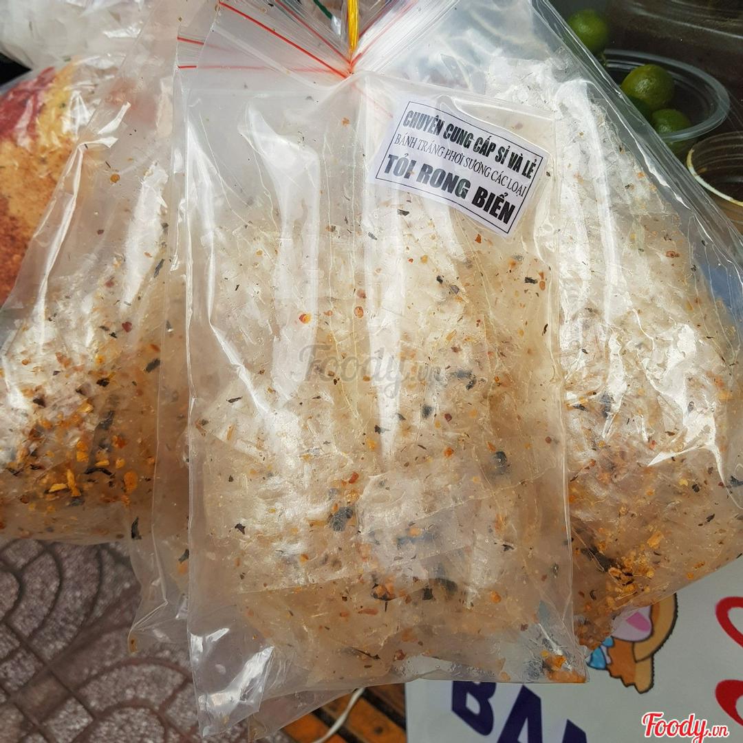 bich-banh-trang-toi-rong-bien