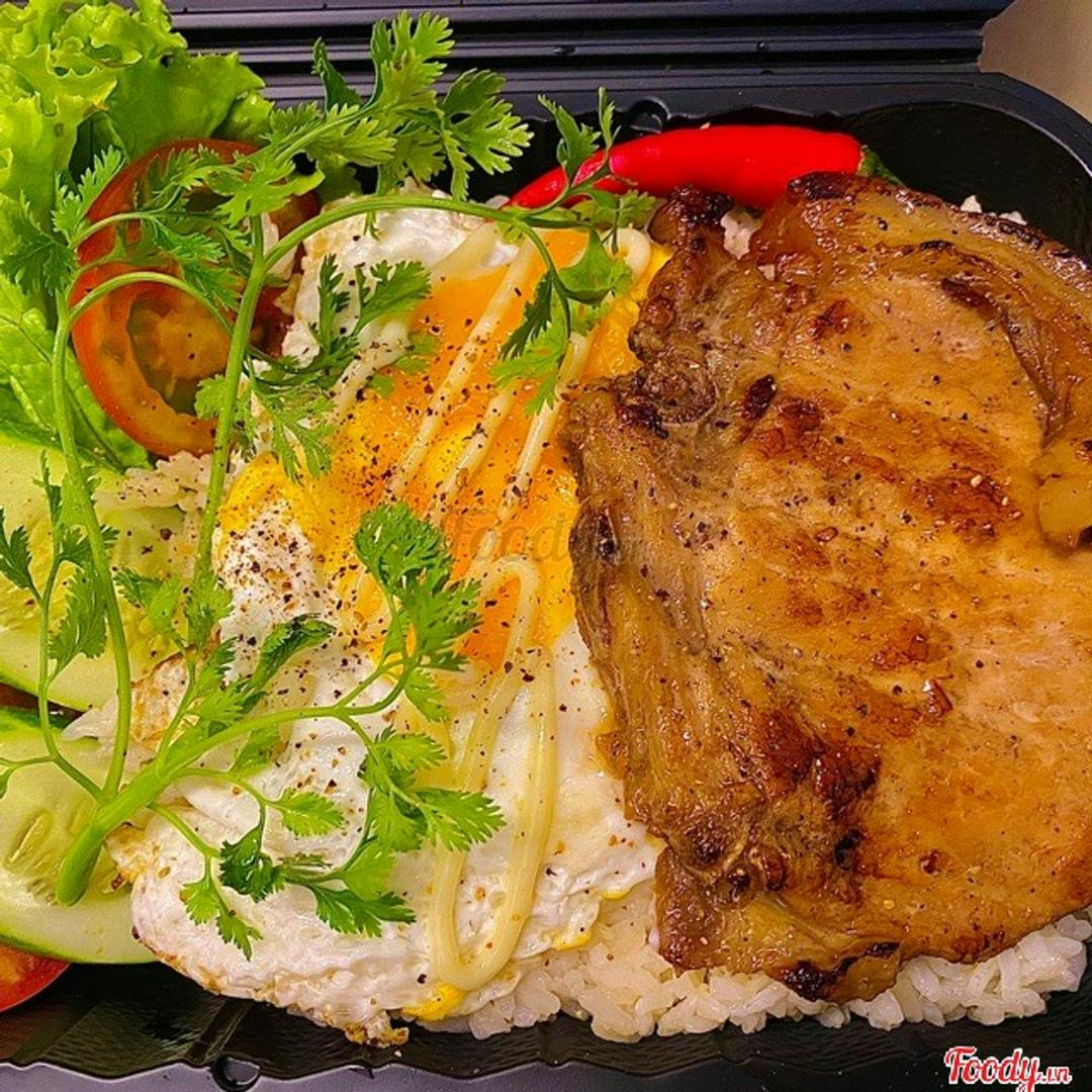 com-chien-suon-trung