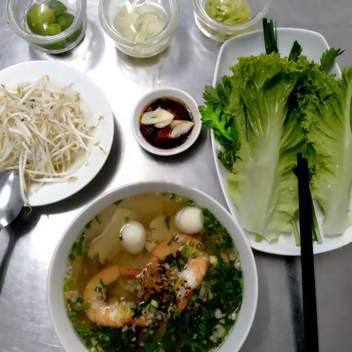 hu-tieu-nam-vang-nuoc-to-thuong