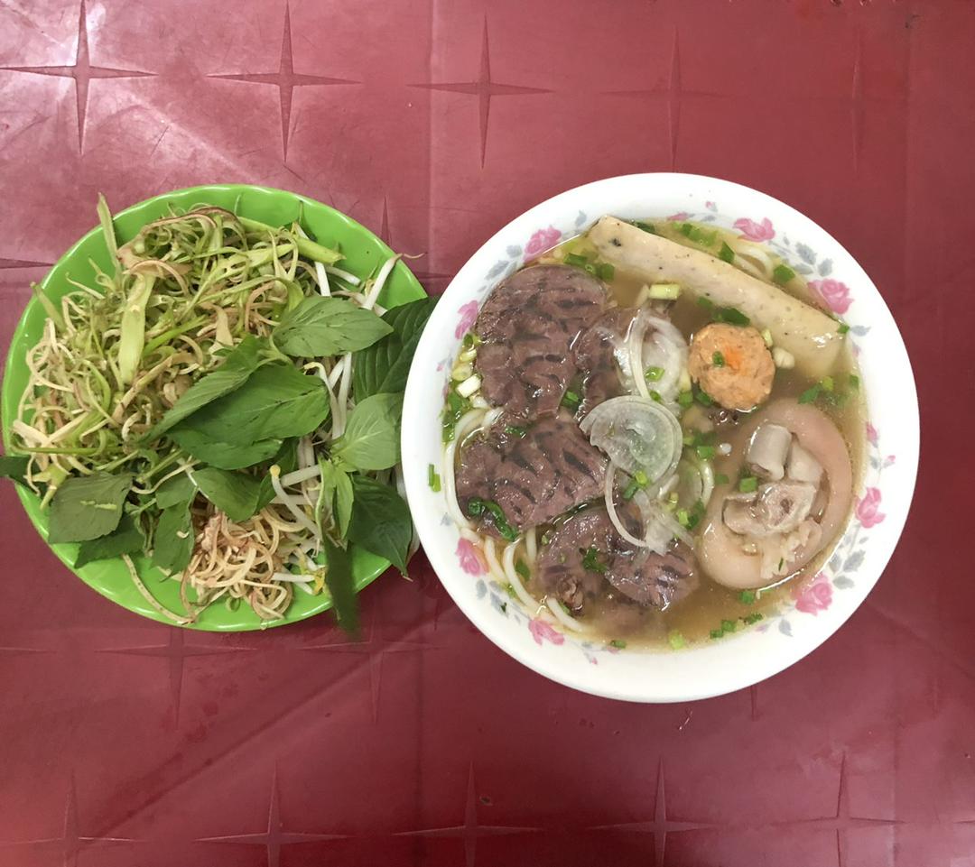 bun-bo-hue-ac-biet-co-gio