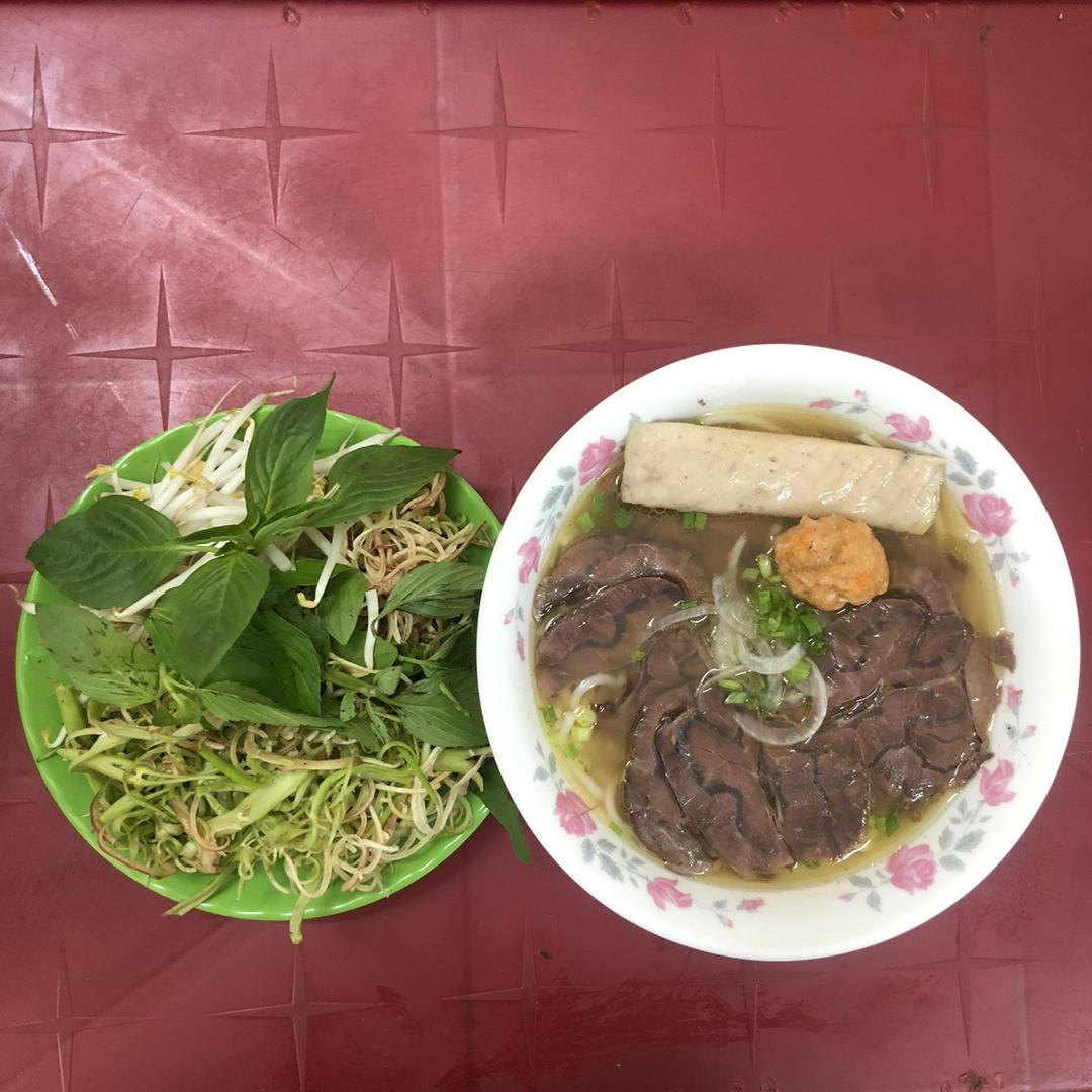 bun-bo-hue-bap-bo-cha