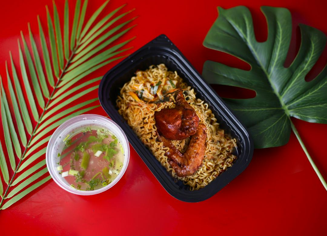 combo-mi-tron-canh-vit-cay-soup