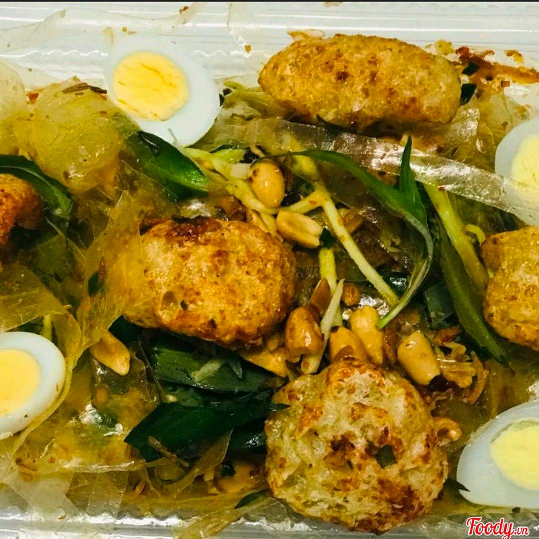 banh-trang-tron-da-heo-nuoc-mam