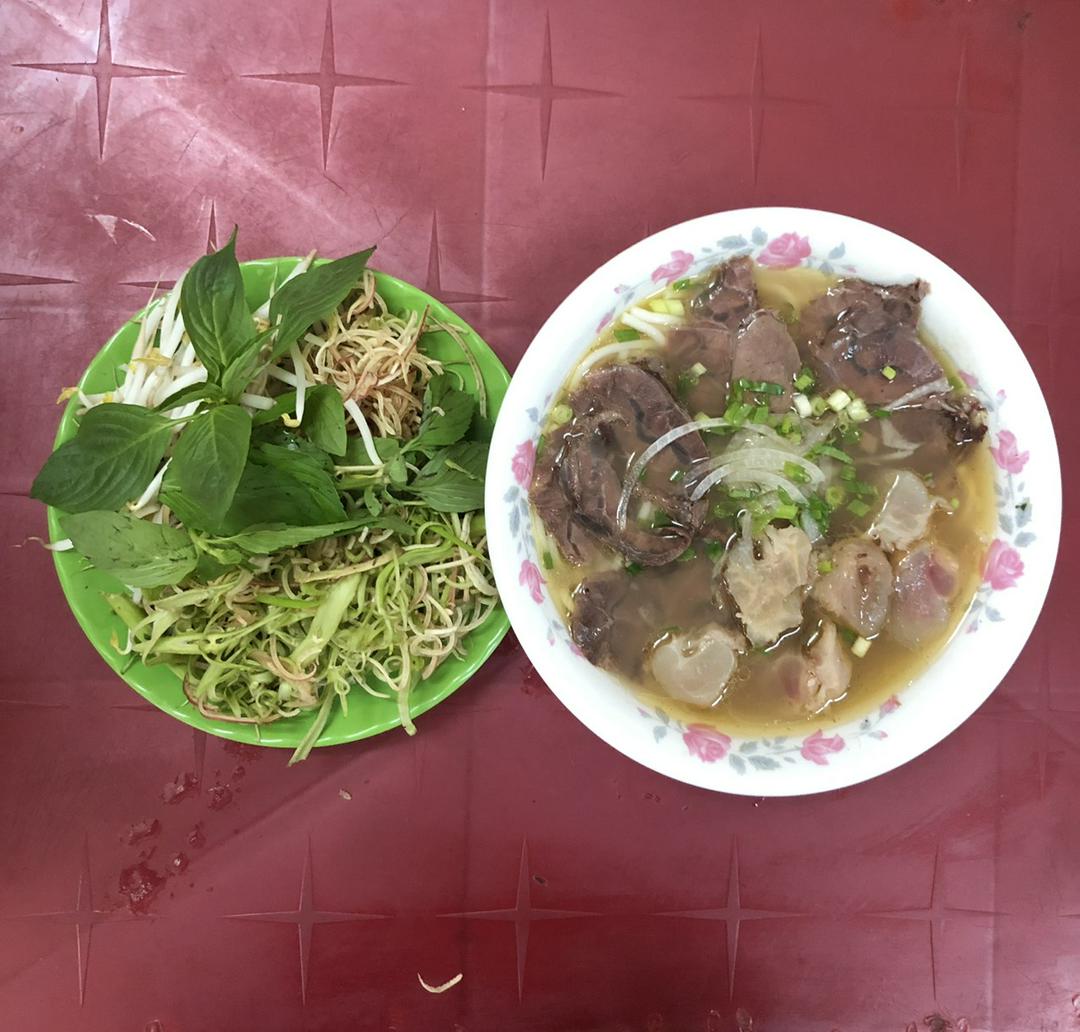 bun-bo-hue-bap-bo-gan