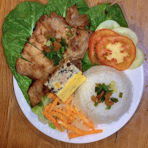 com-tam-suon-cha-1-nuoc-ngot