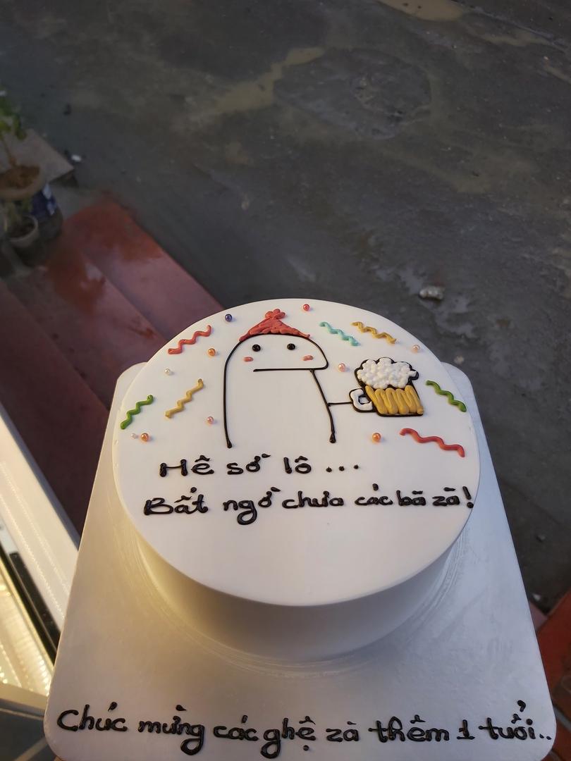 banh-nho-2-hinh-meme-cam-coc