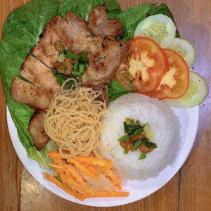 com-tam-suon-bi-1-nuoc-ngot