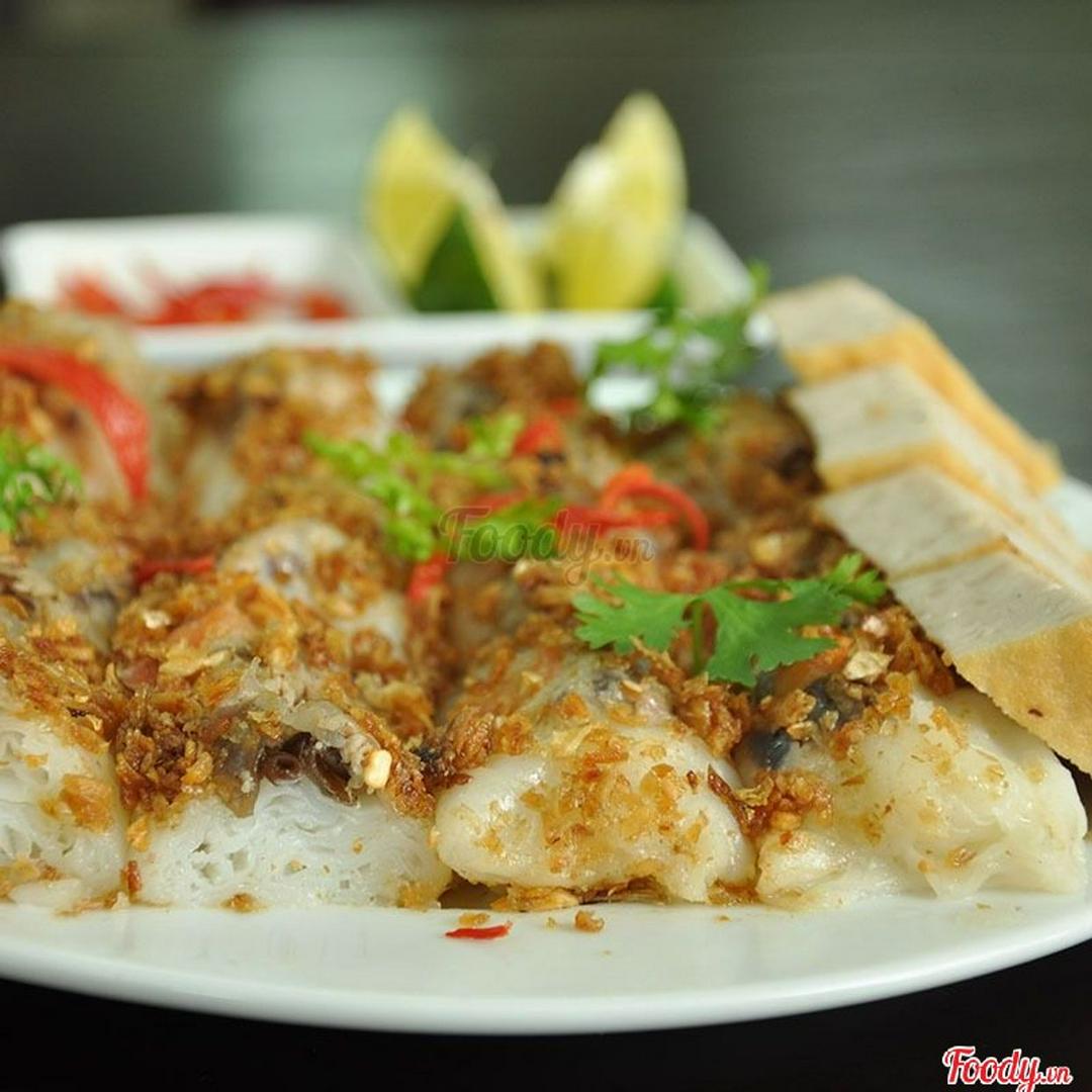 banh-cuon-nhan-thit-cha-ran