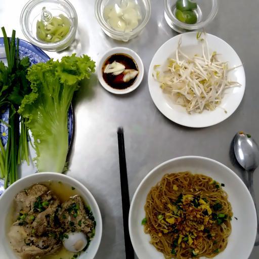 hu-tieu-nam-vang-kho-xuong-to-thuong