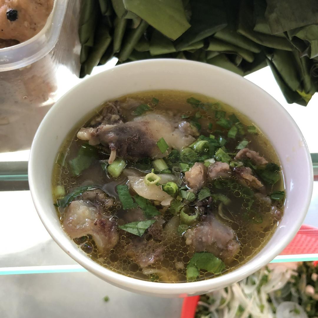 bun-bo-hue-xi-quach-bo