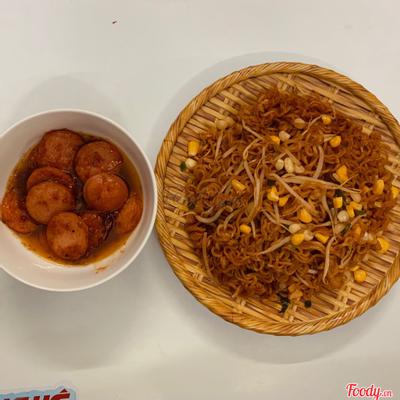 mi-tron-xuc-xich-sot-sa-te