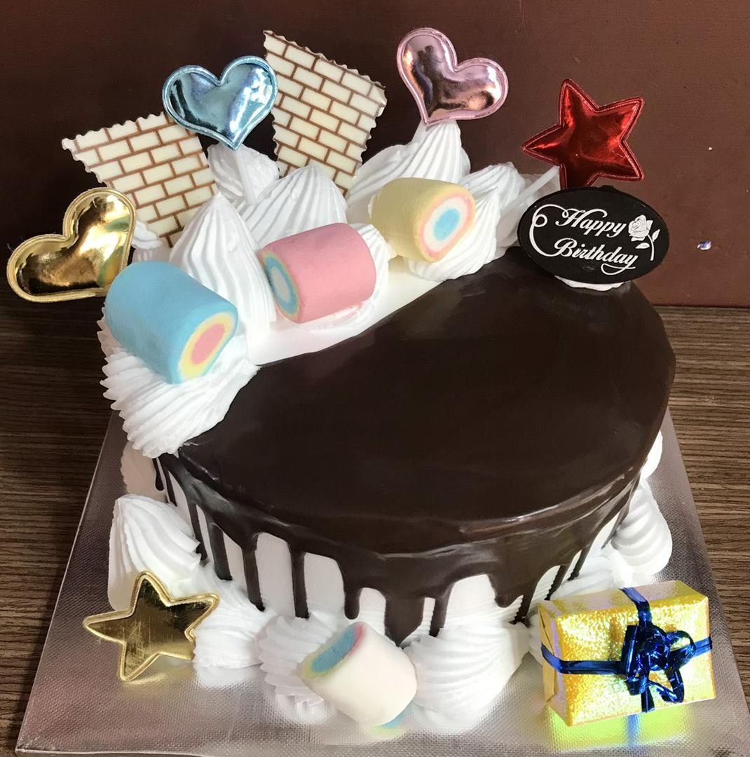 banh-kem-bq-tim-sao-17cm