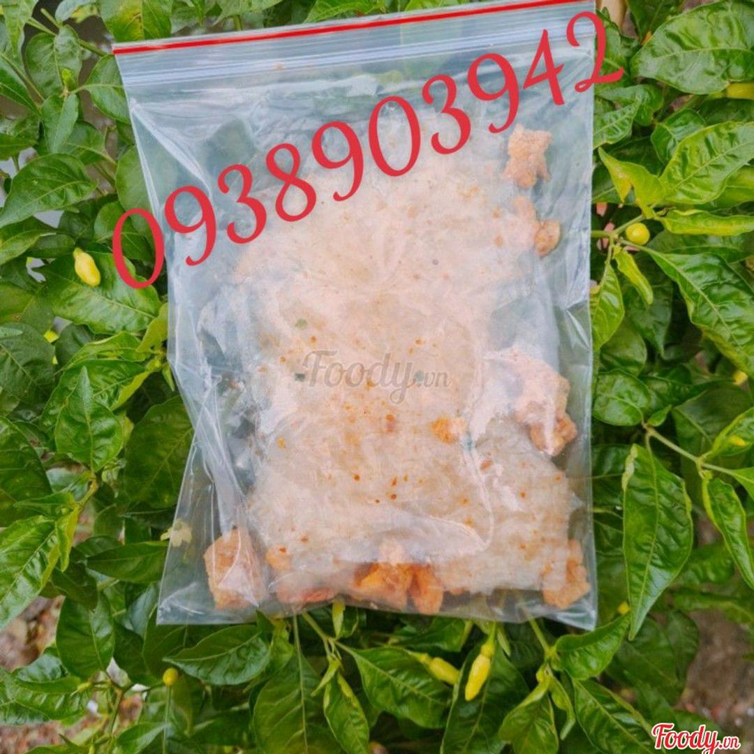 banh-trang-da-heo-muoi-sa-te