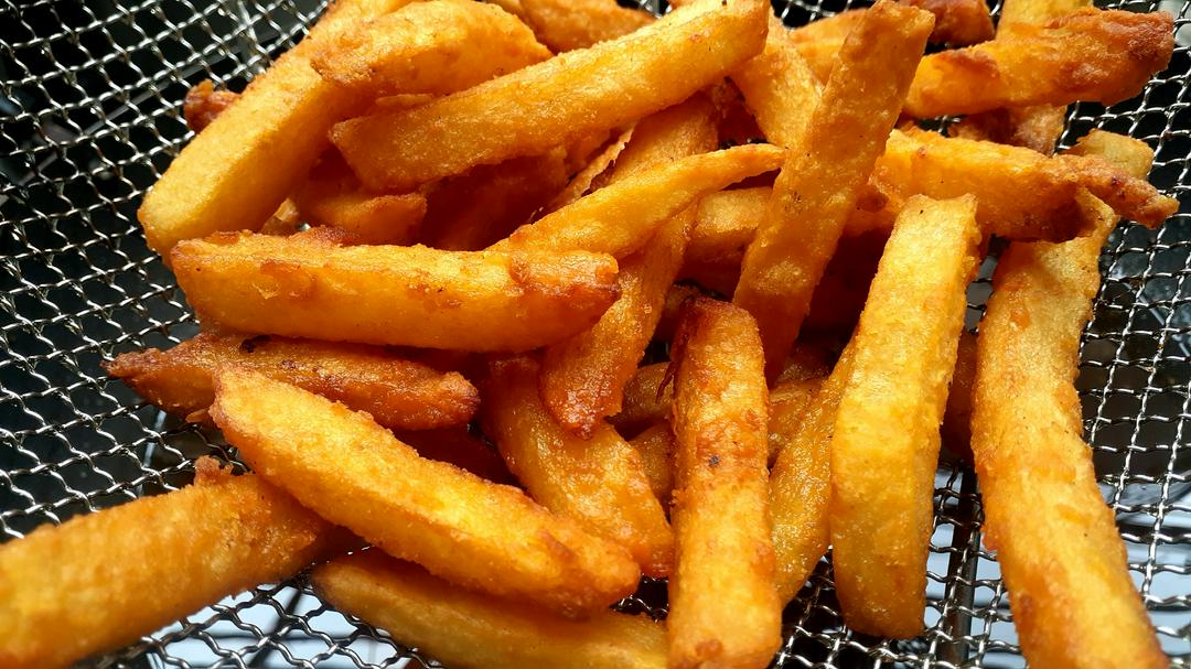 khoai-tay-chien-bo-toi-xuat-nho