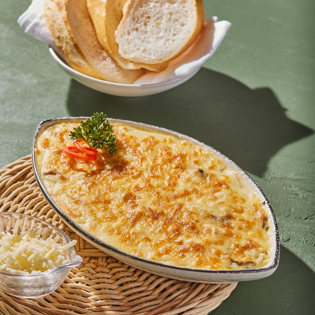 tom-bo-lo-kem-banh-mi-d