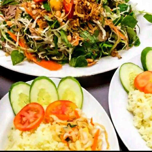 com-goi-ga-2-nguoi-an