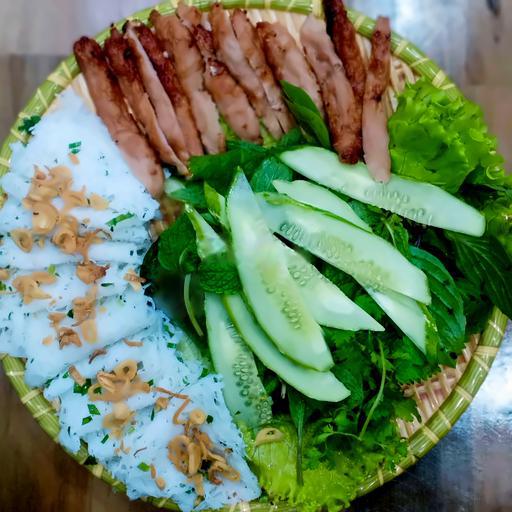 banh-hoi-nem-lui-chuan-vi-hue