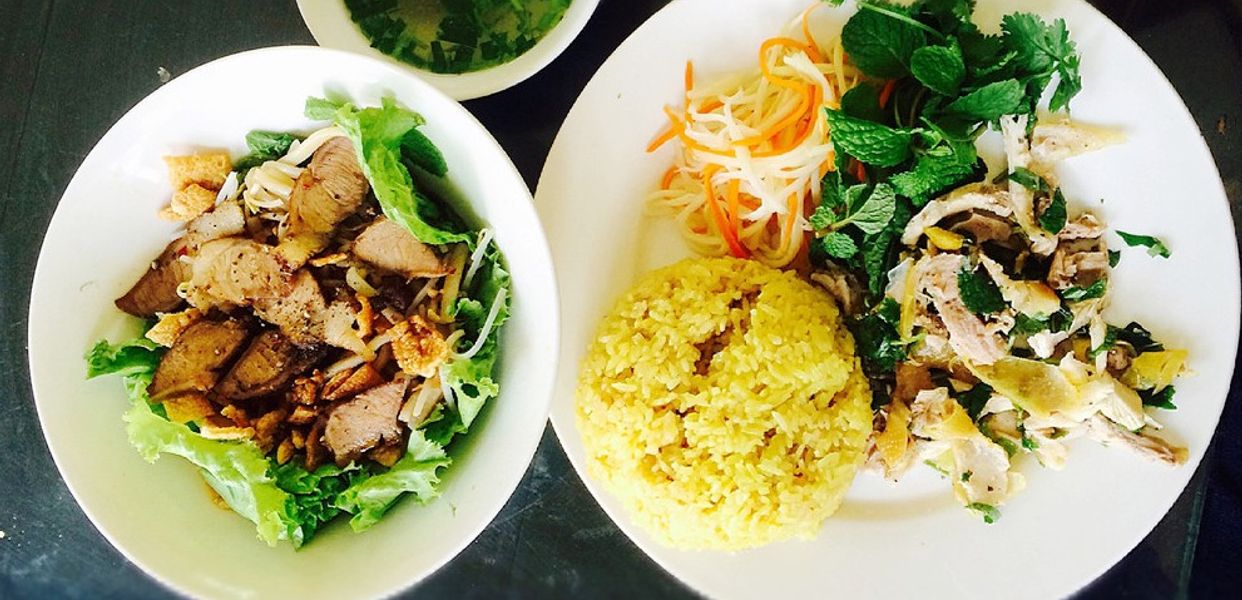 Thanh-Lâm-Quán---Lẩu-Gà-&-Cơm-Gà-Phú-Yên