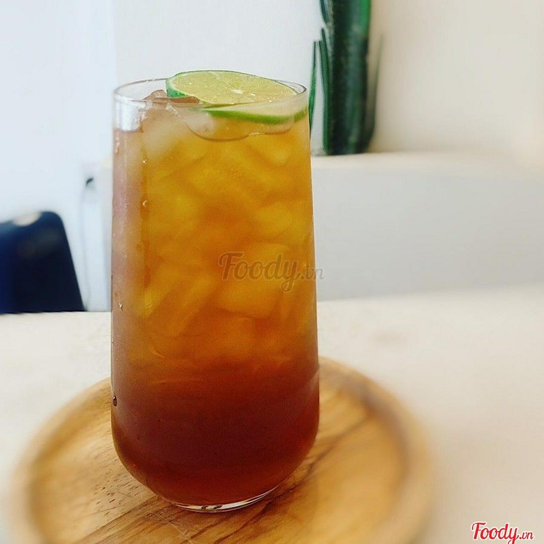 tra-chanh-mat-ong-hat-chia