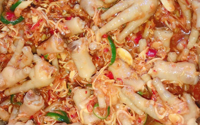 loc-phat-chan-ga-sot-thai-tran-van-ang