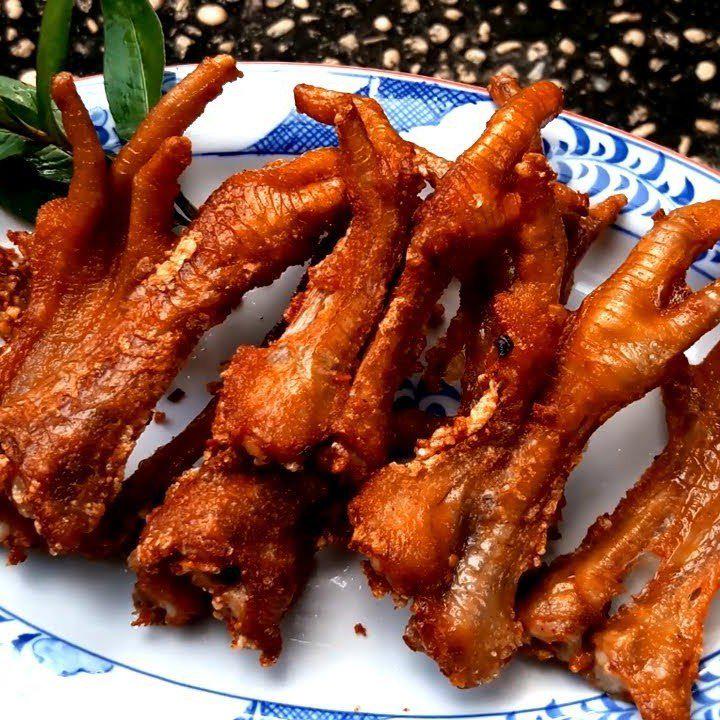 5-chan-ga-quay-eu-quay-eu-nhung-vong-quay