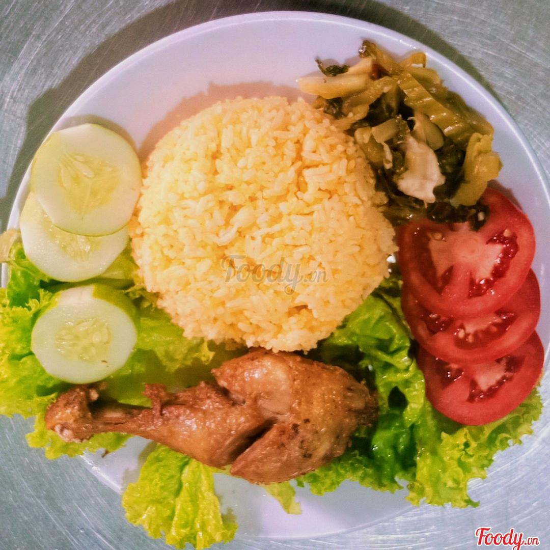 com-ui-toi-ga-trung-op-la-pepsi