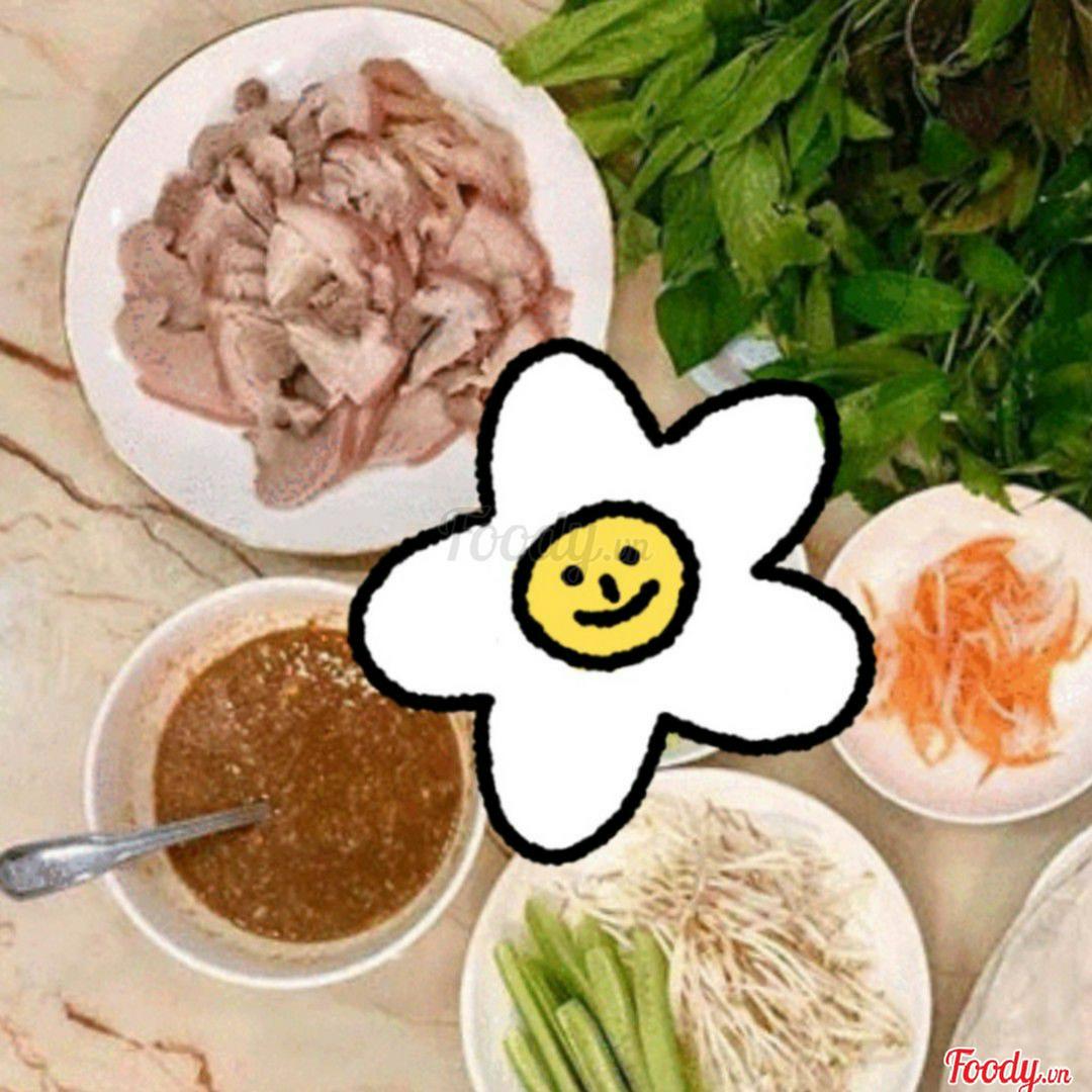 banh-trang-cuon-thit-heo-chien