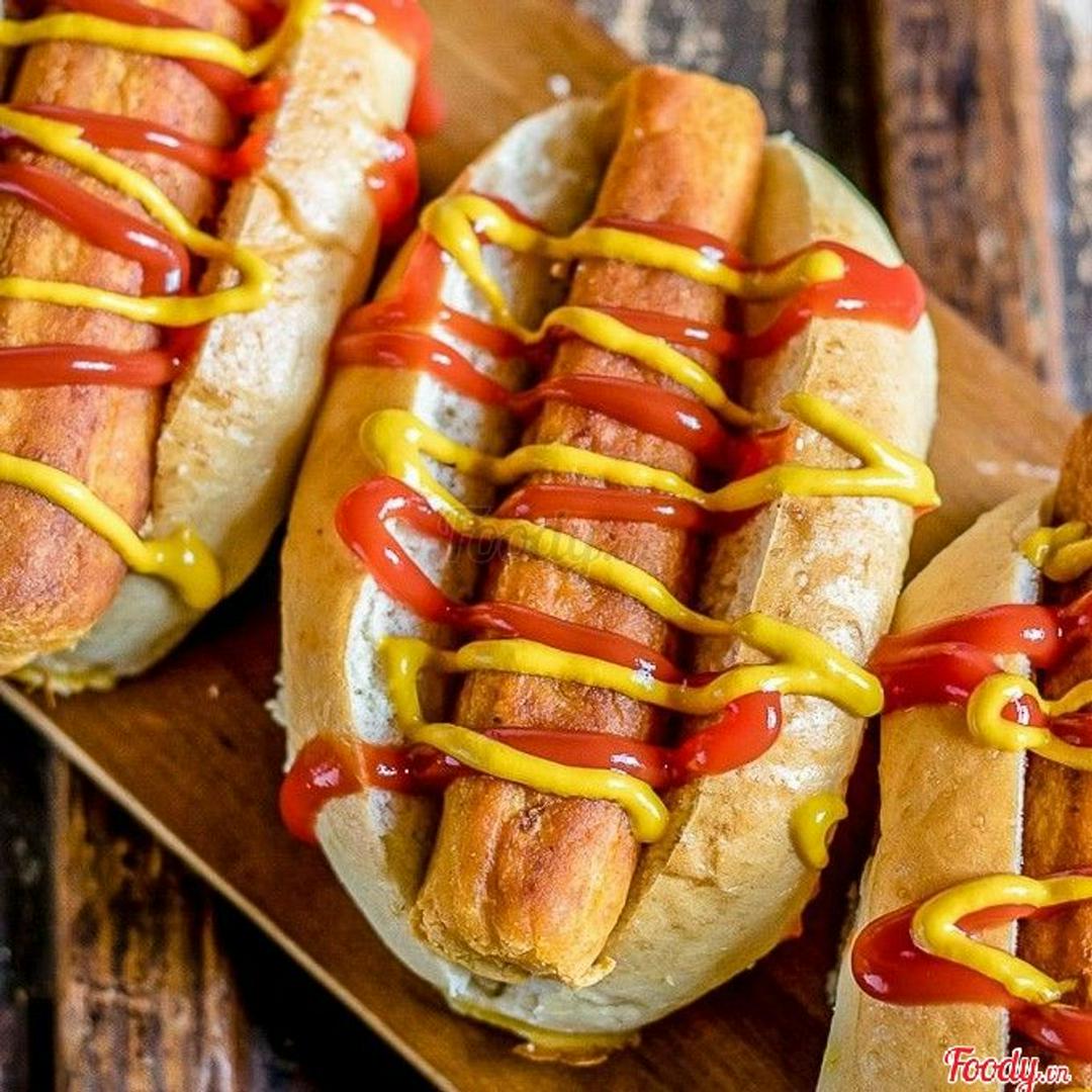 banh-mi-xuc-xich-dan-to