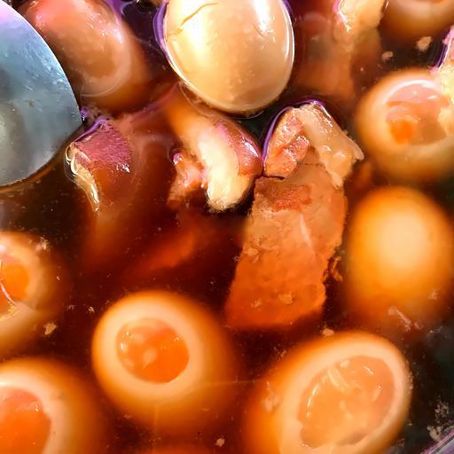 com-thit-kho-tau-dua-gia