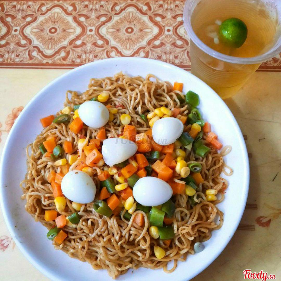 combo-mi-tron-trung-cut-1-tra-quat