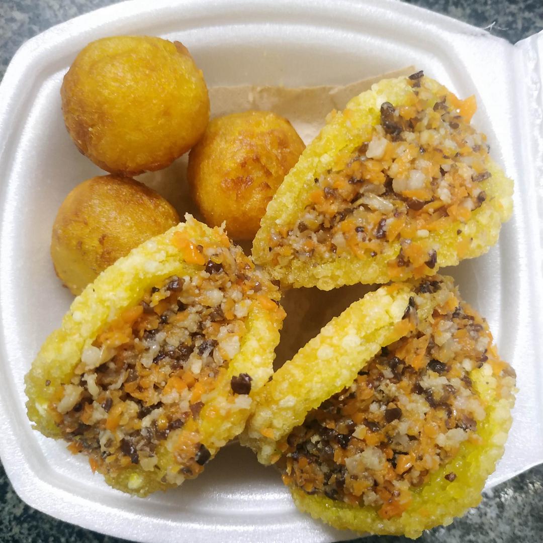 3-xoi-chien-nhan-thit-3-vien-khoai-pho-mai