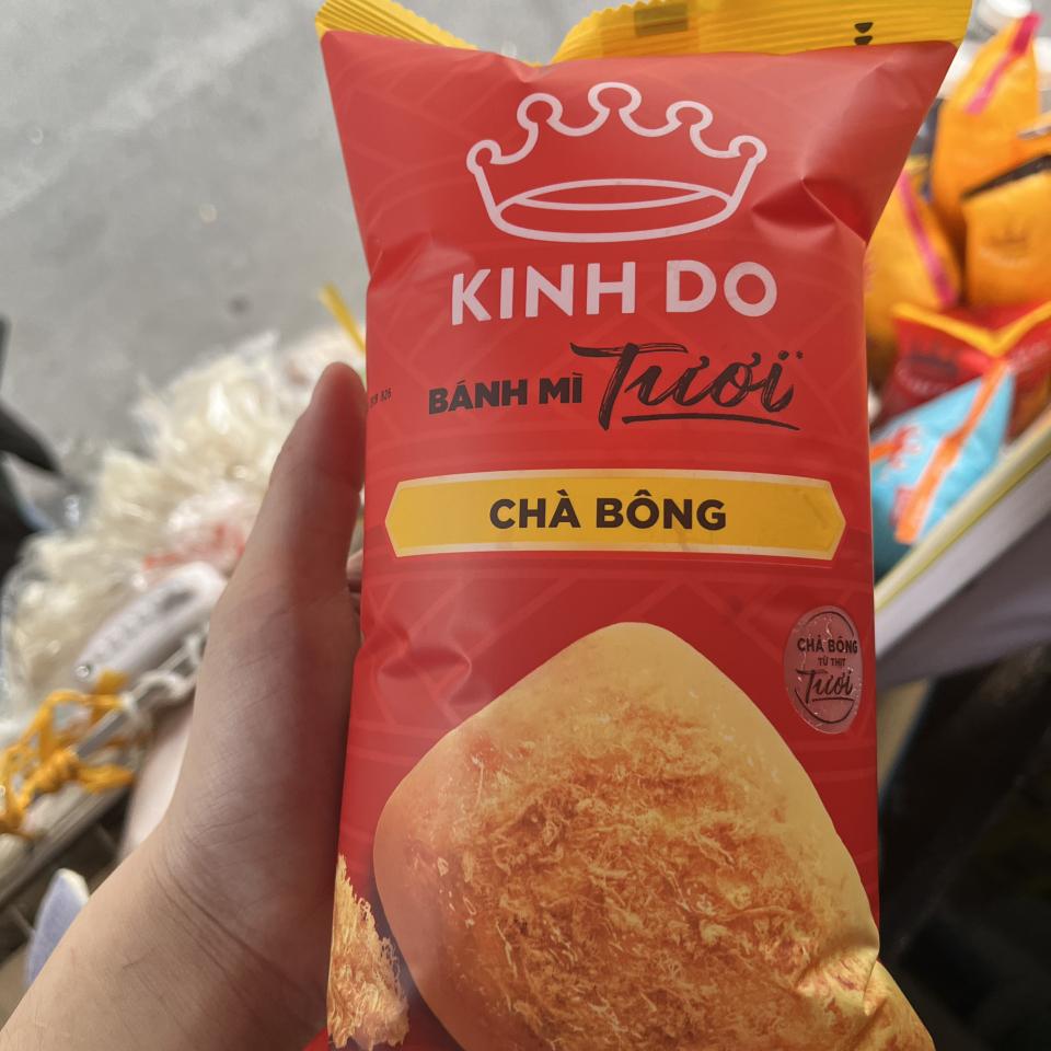 banh-mi-tuoi-kinh-o-o-nhan-cha-bong-heo
