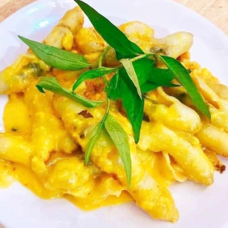 oc-mong-tay-sot-trung-muoi