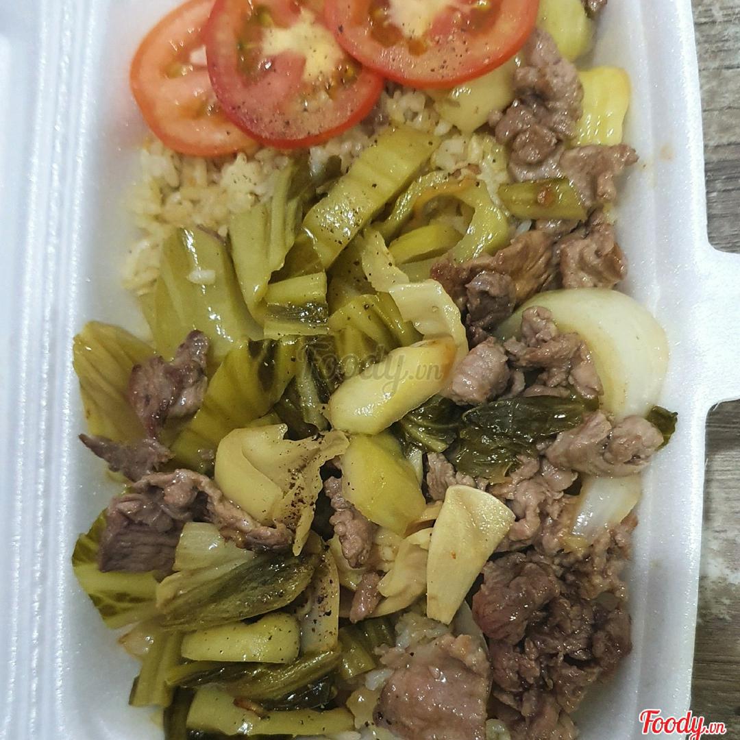 com-chien-bo-xao-cai-chua