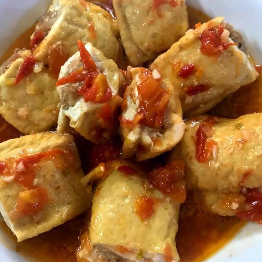 com-au-hu-nhoi-thit-sot-ca